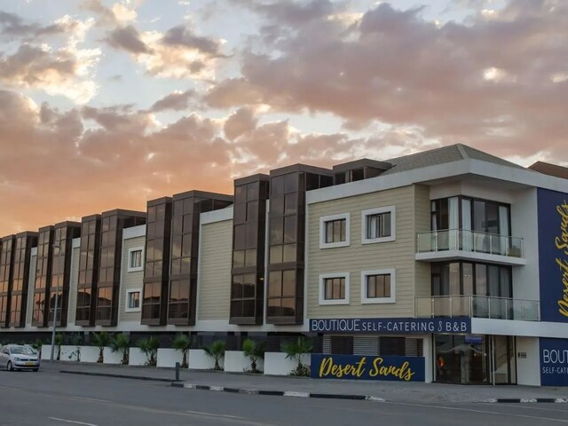 Desert Sands Boutique B&B | Self-Catering